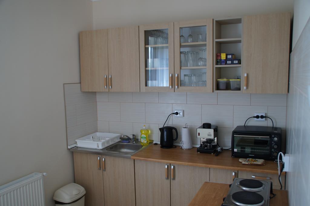 Ferienwohnung Fonix Apartman Gyula Exterior foto